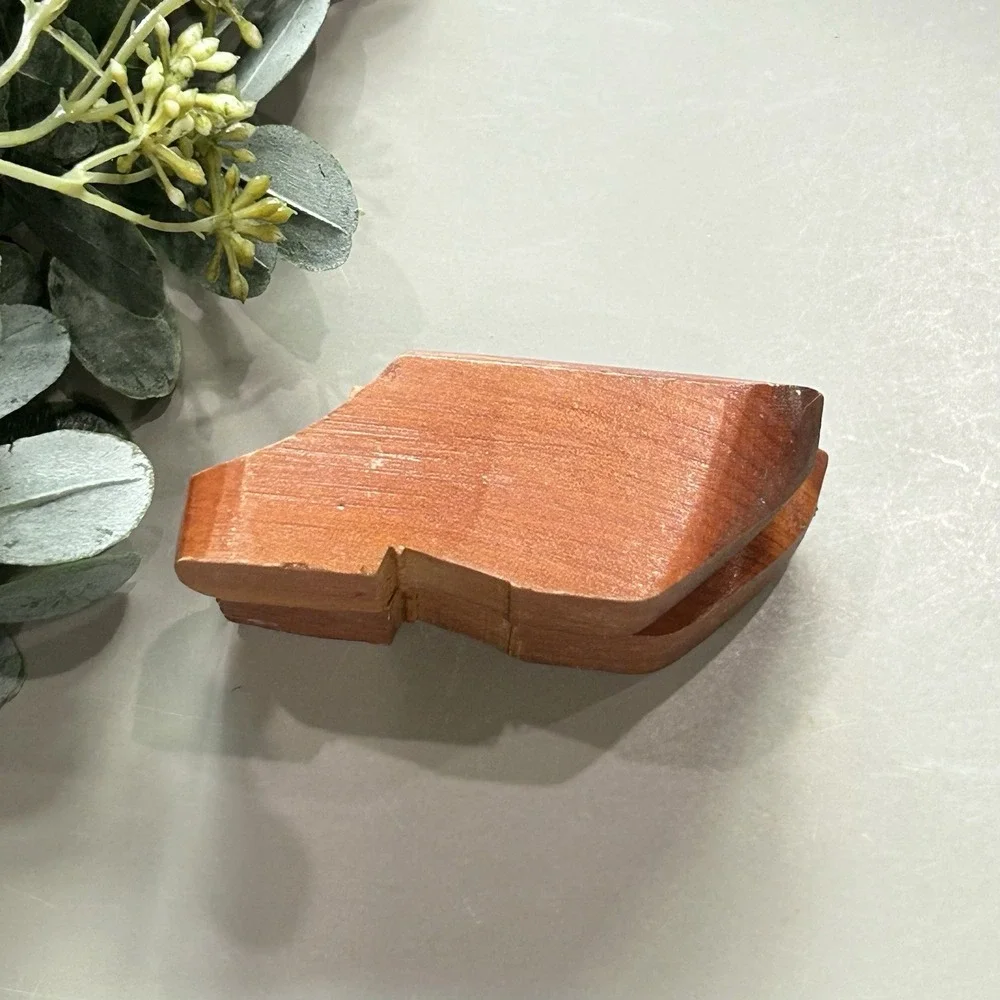 San Diego CA Collectible Dutch Wooden Shoes Clogs Salt Pepper Shaker W/Corks VTG